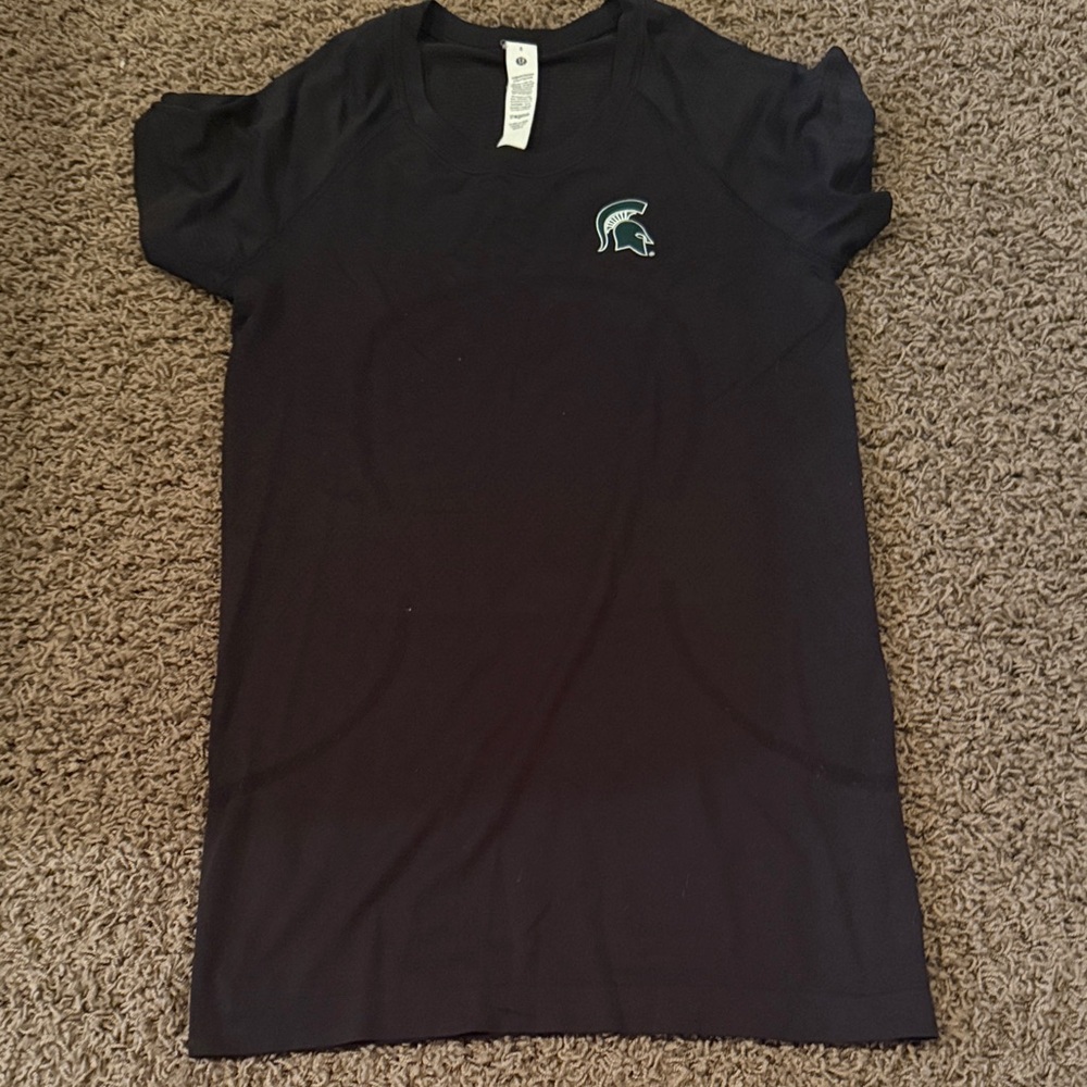 lululemon athletica Black Short Sleeve Tee